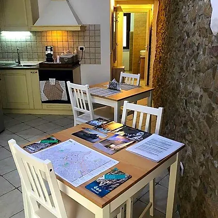 Le Mura Bed & Breakfast Iglesias